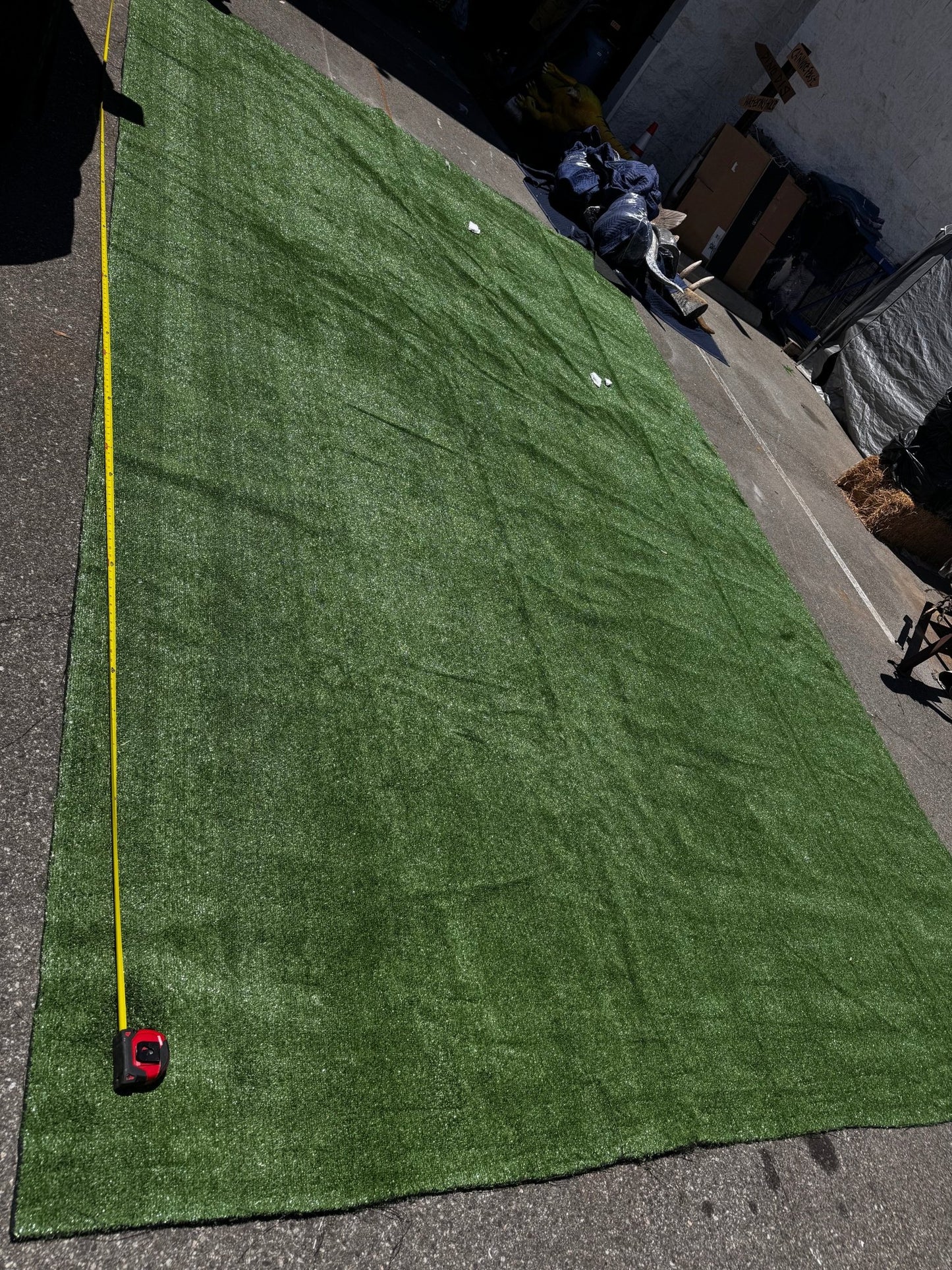 Artificial Turf Green 12x20 - Custom Prop Rentals