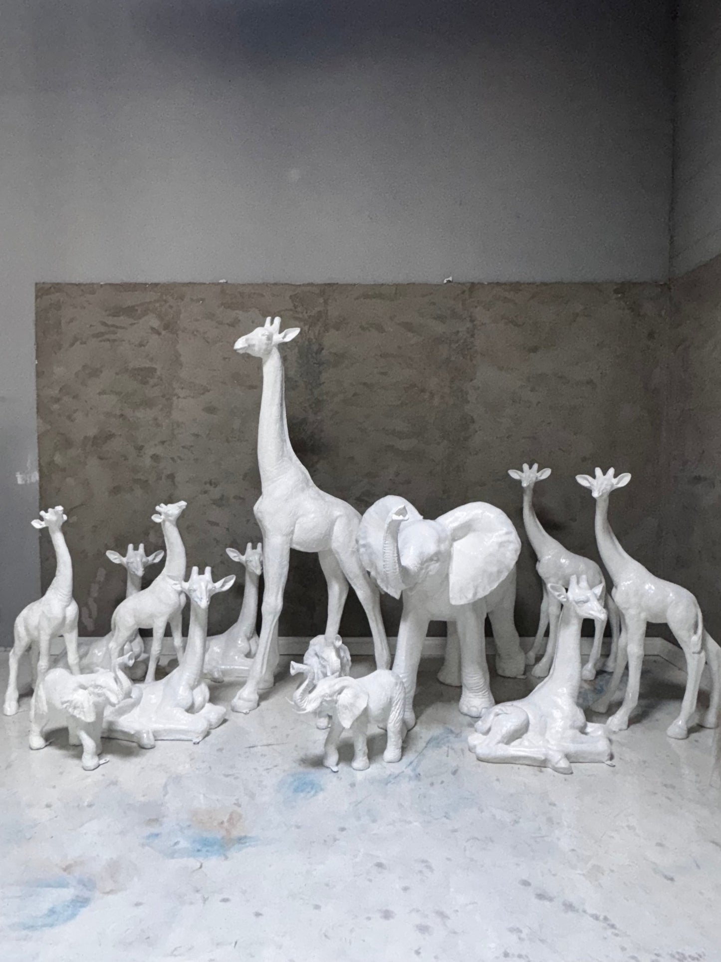 Baby Giraffe Head Twist White - Custom Prop Rentals