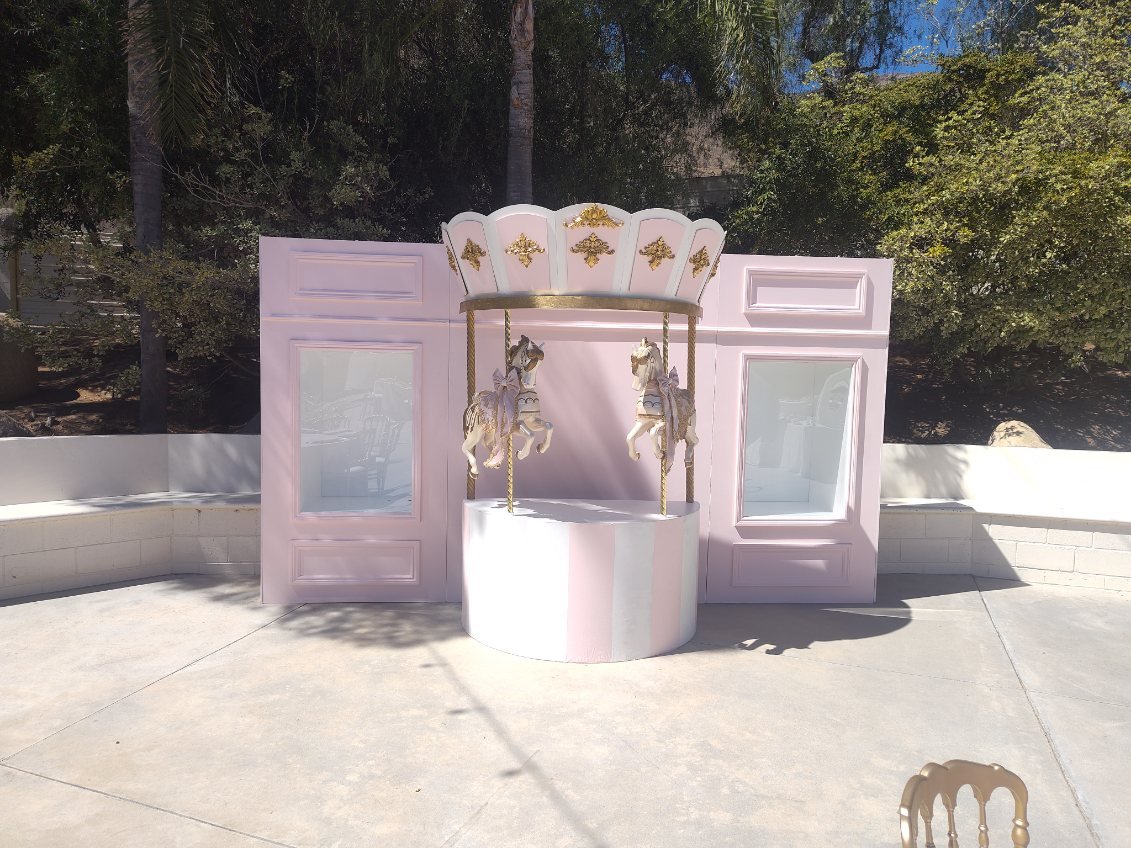 Boutique - Custom Prop Rentals