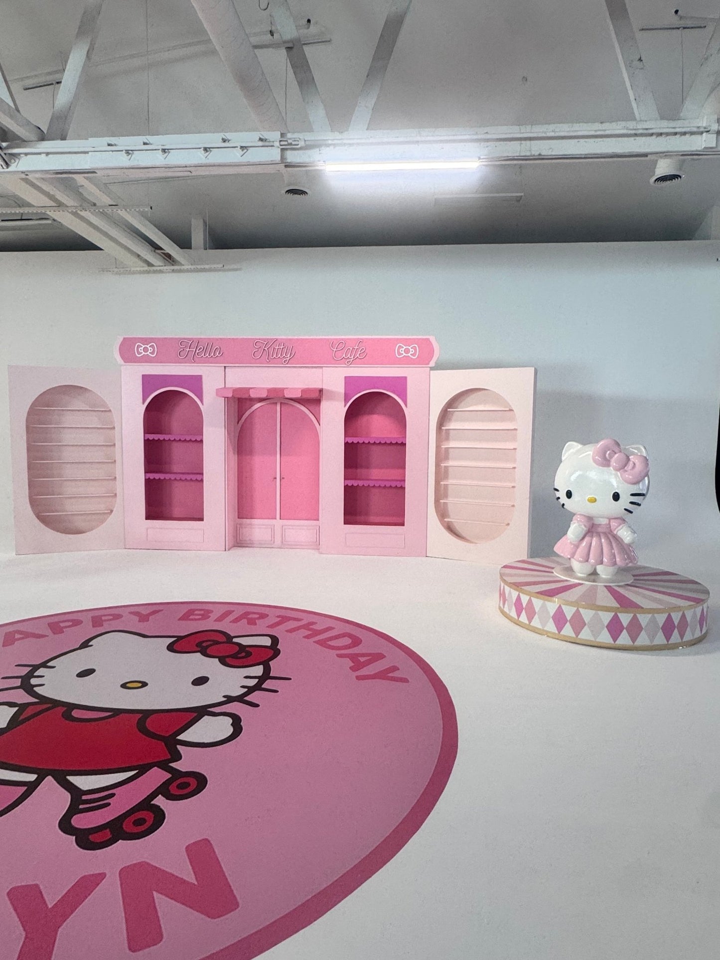 Hello Kitty - Custom Prop Rentals