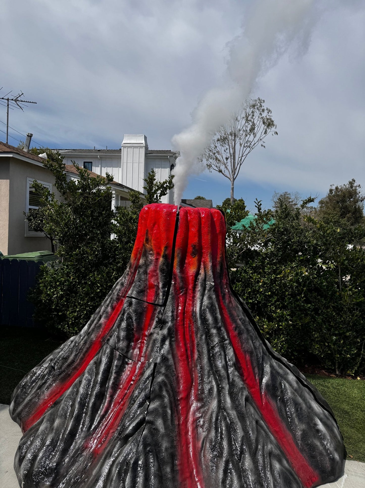 Volcano Animated - Custom Prop Rentals