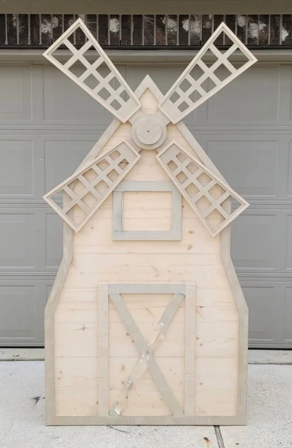 Windmill - Custom Prop Rentals