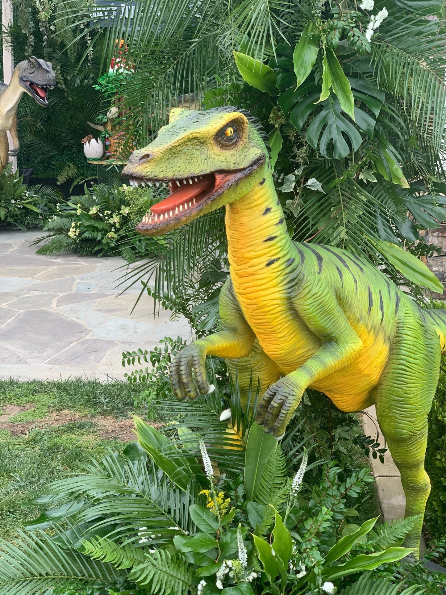 Deinonychus On Base - Custom Prop Rentals
