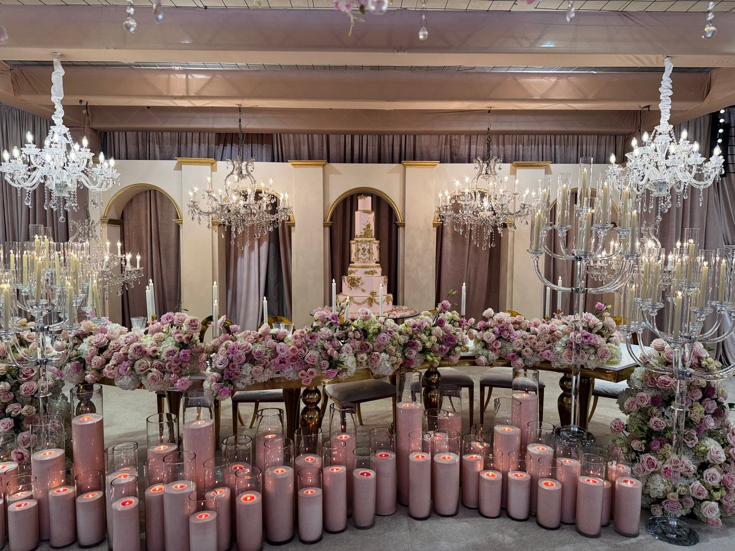5 Panel Arch Backdrop - Custom Prop Rentals
