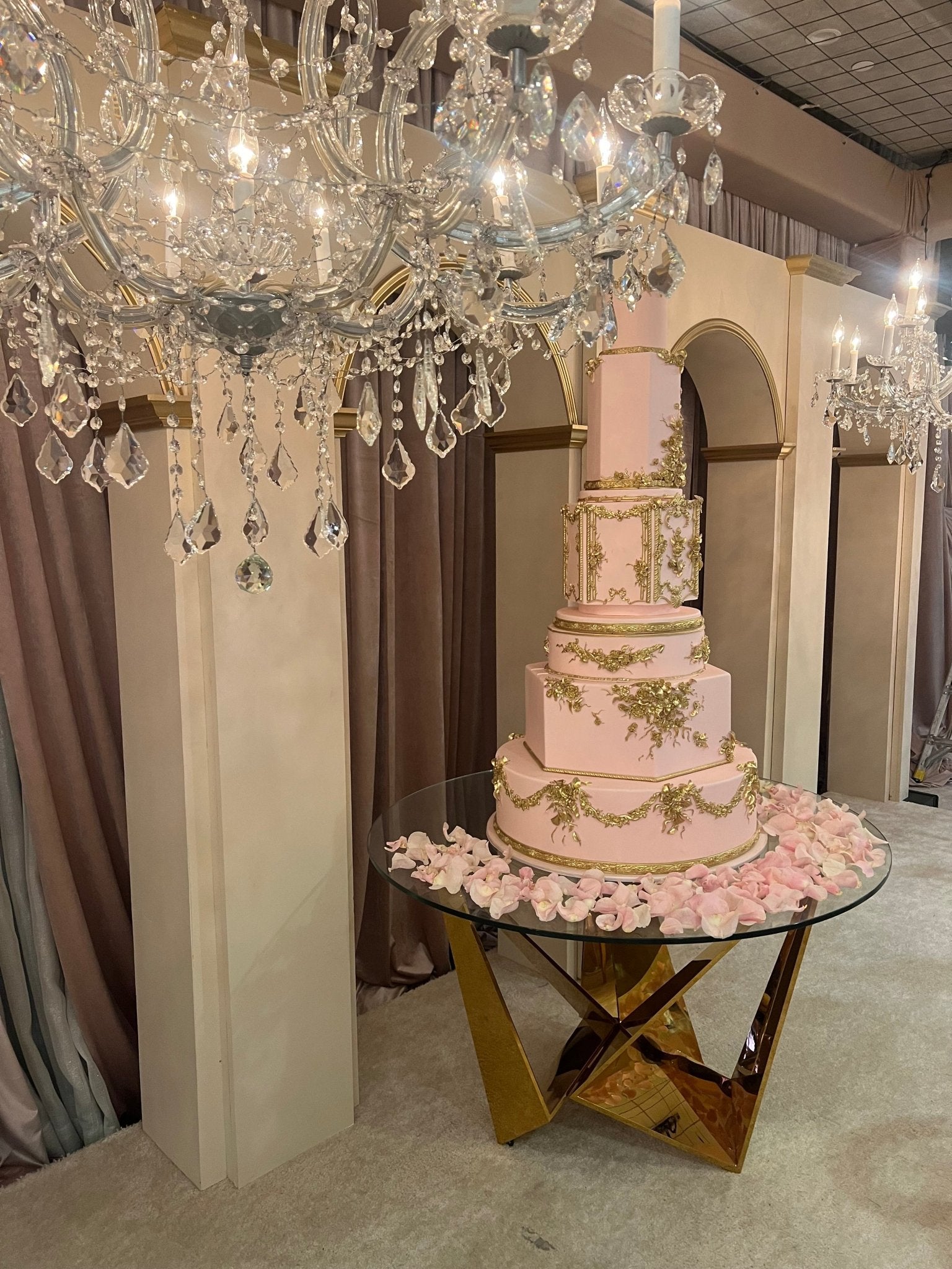 5 Panel Arch Backdrop - Custom Prop Rentals