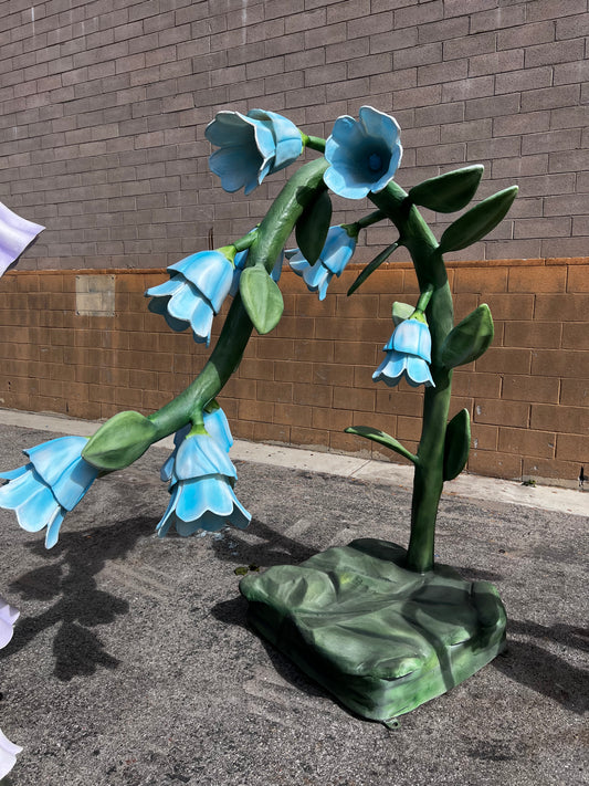 Animated Large Flower Blue