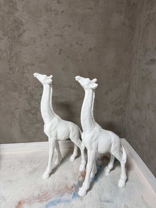 Baby Giraffe Head Lift White