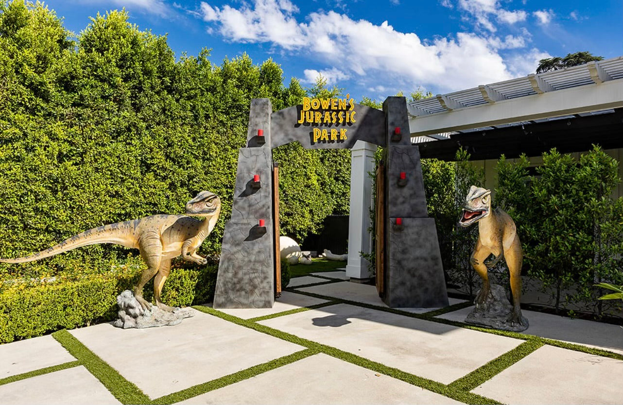 Jurassic Park Gate