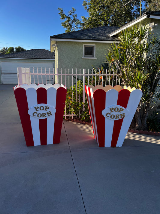 Popcorn Box Red & White
