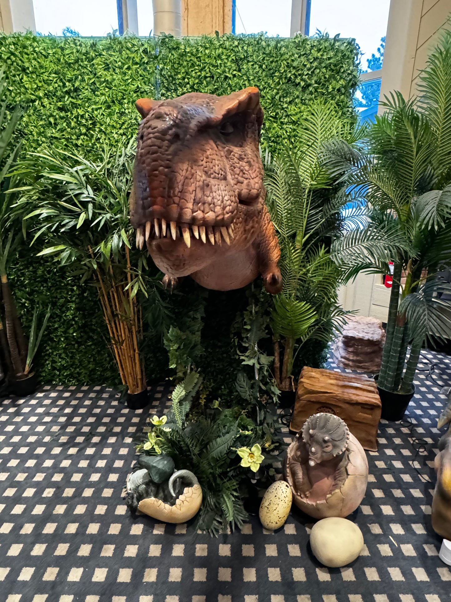 Animated T-Rex Dino Head