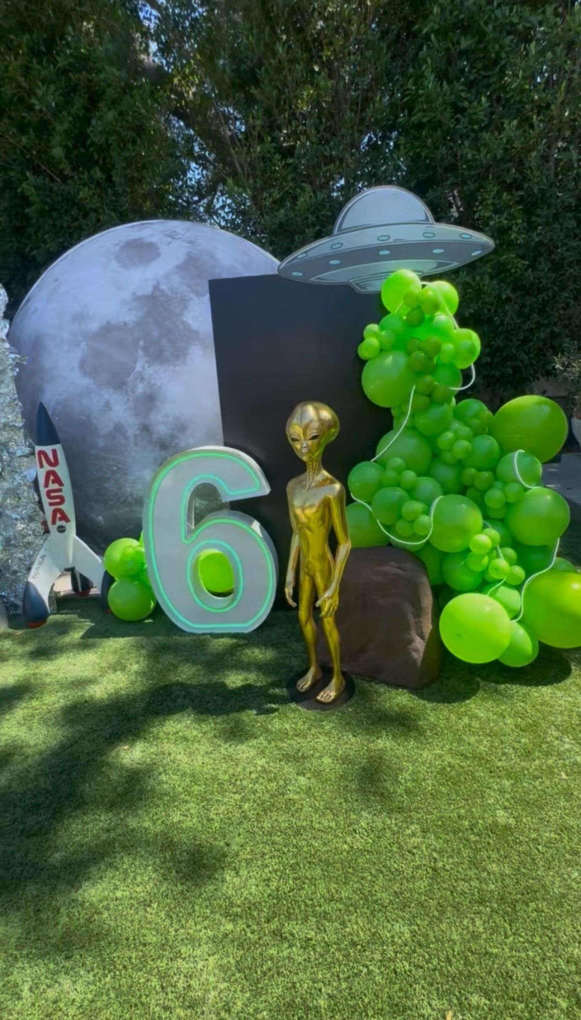 Alien Gold - Custom Prop Rentals