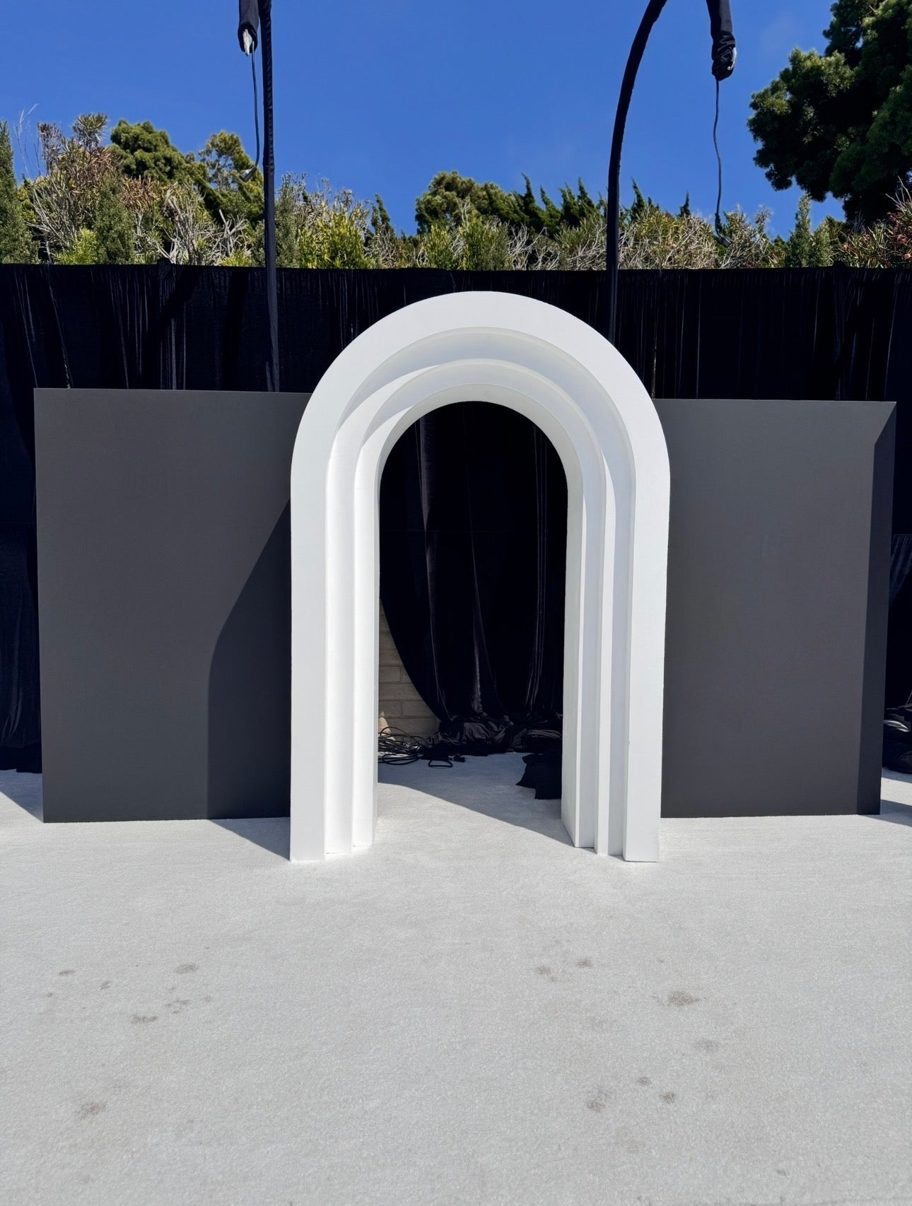 Arch 8x5 - Custom Prop Rentals