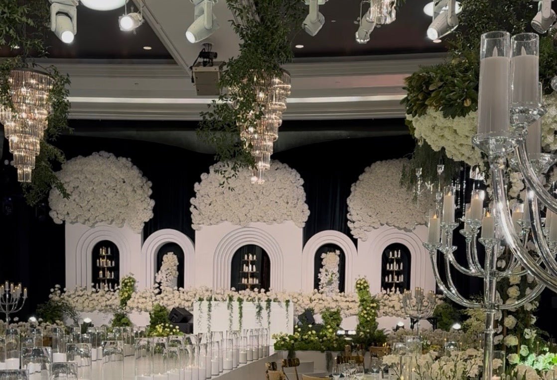 Arch Backdrop 8x6 - Custom Prop Rentals
