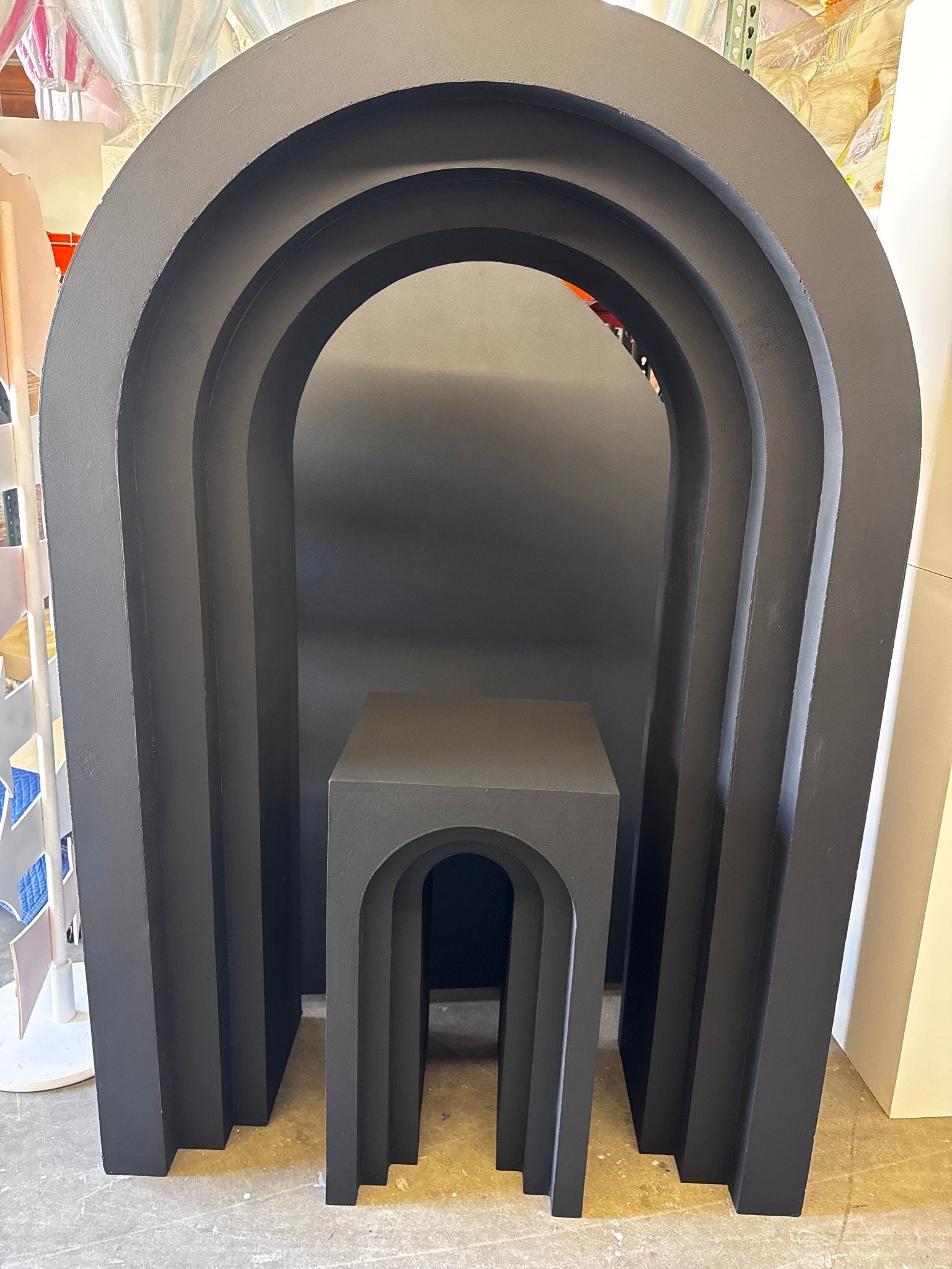 Arch Cake Stand Black - Custom Prop Rentals