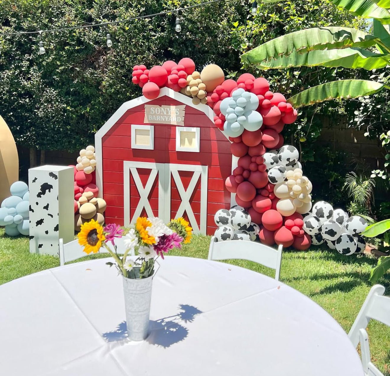 Barn 6x6 - Custom Prop Rentals