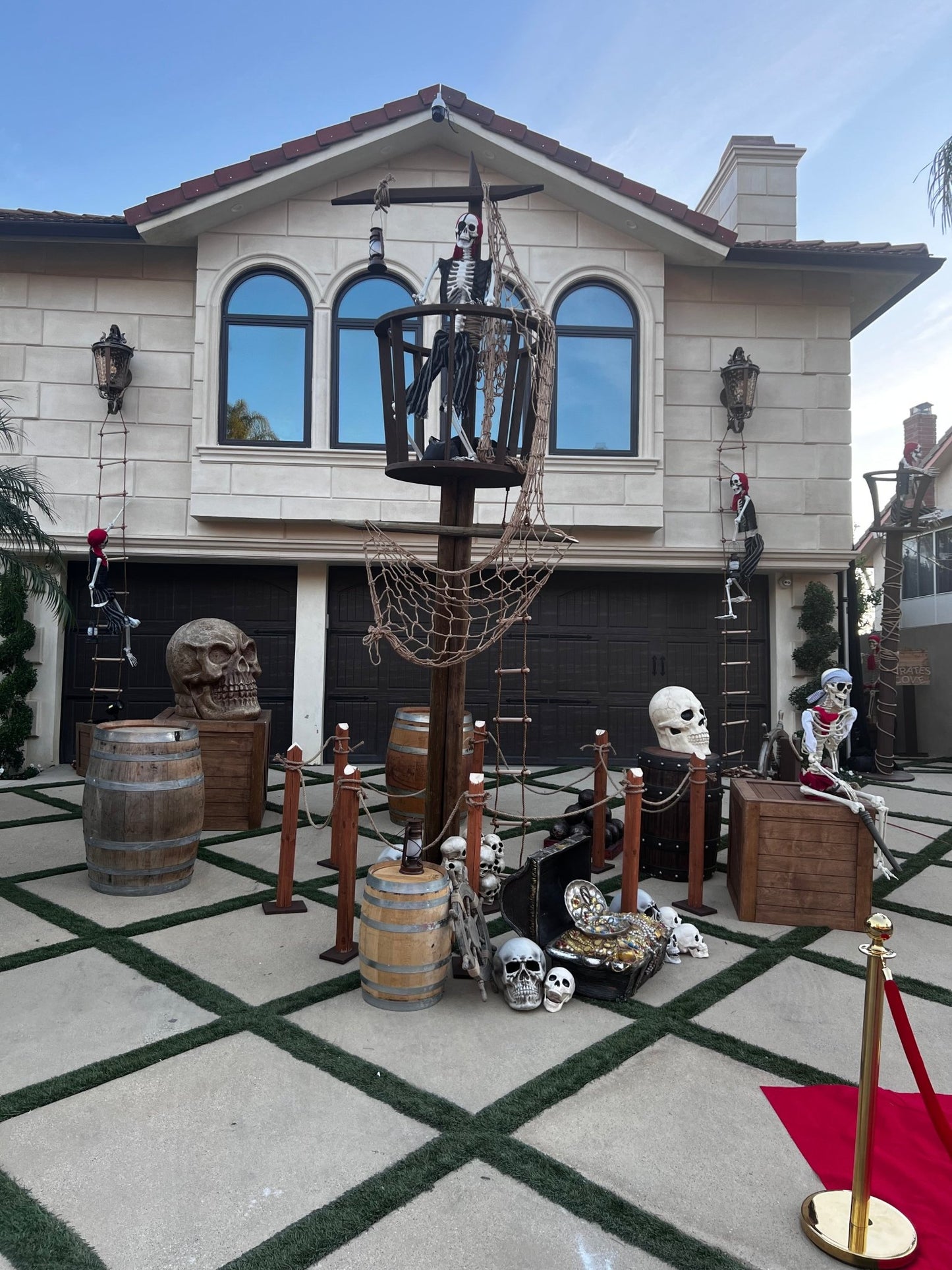 Barrel Rustic Small - Custom Prop Rentals