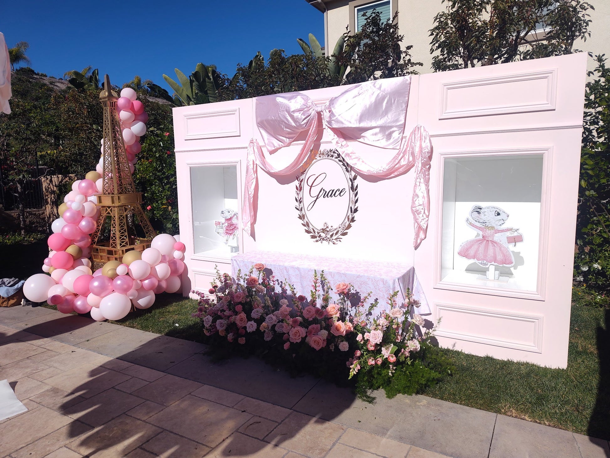 Boutique - Custom Prop Rentals