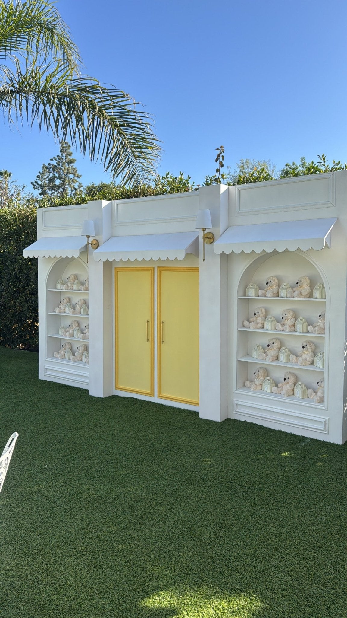 Boutique With Lamps - Custom Prop Rentals