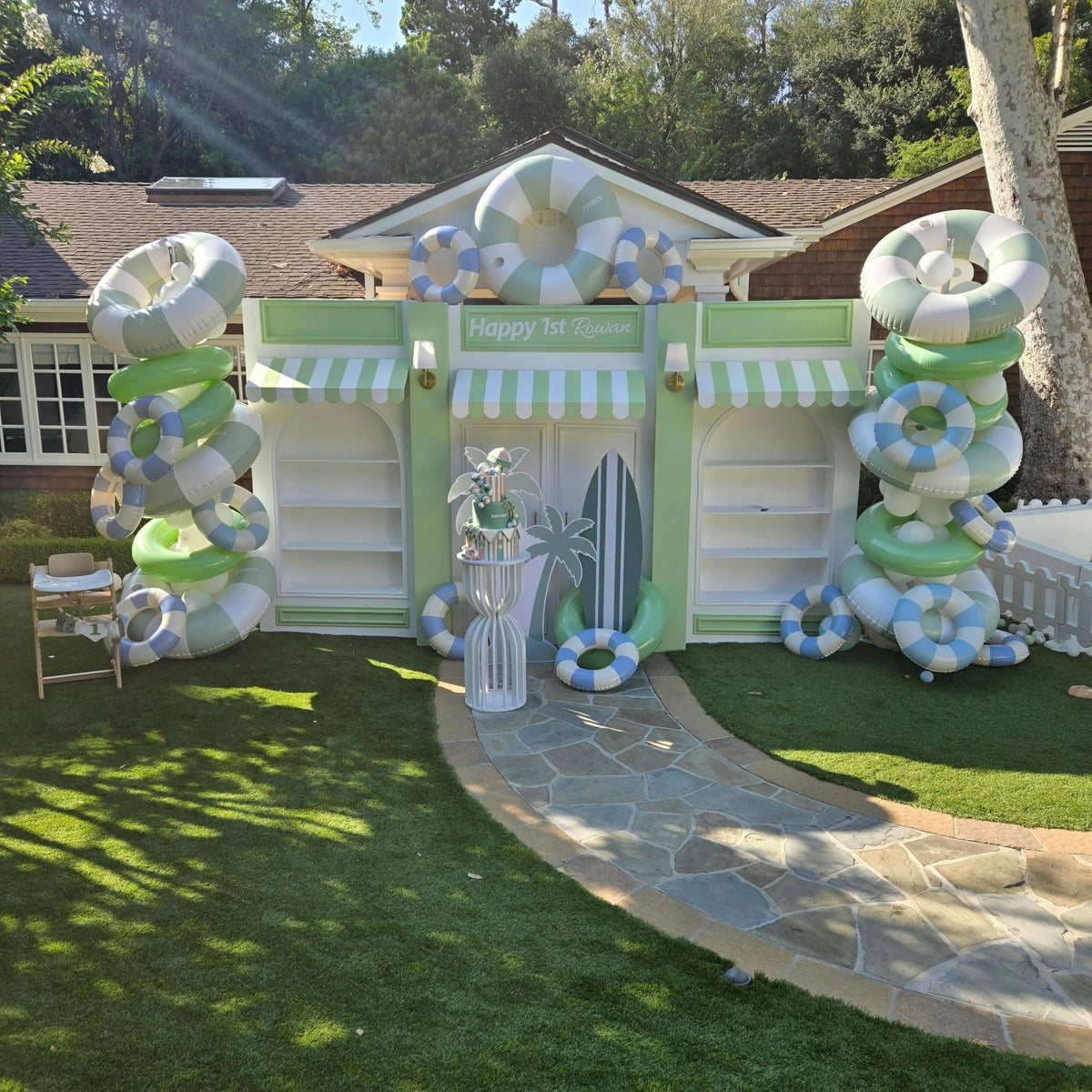 Boutique With Lamps - Custom Prop Rentals
