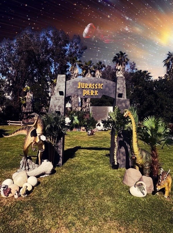 Brachiosaurus Dinosaur - Custom Prop Rentals