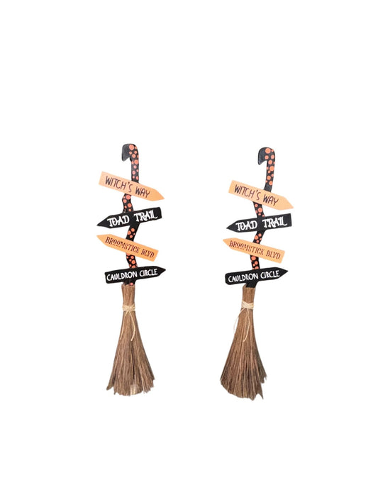 Broom Directional Size - Custom Prop Rentals