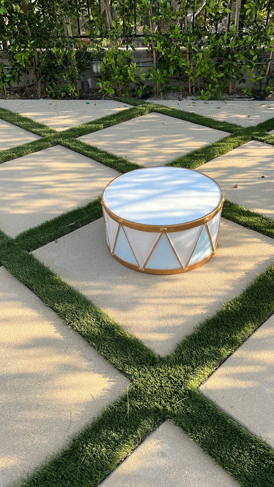 Drums Blue and White - Custom Prop Rentals