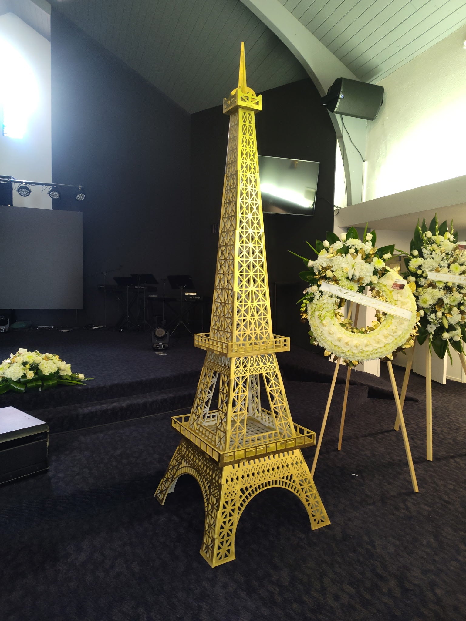 EIFFEL TOWER 10 Ft - Custom Prop Rentals