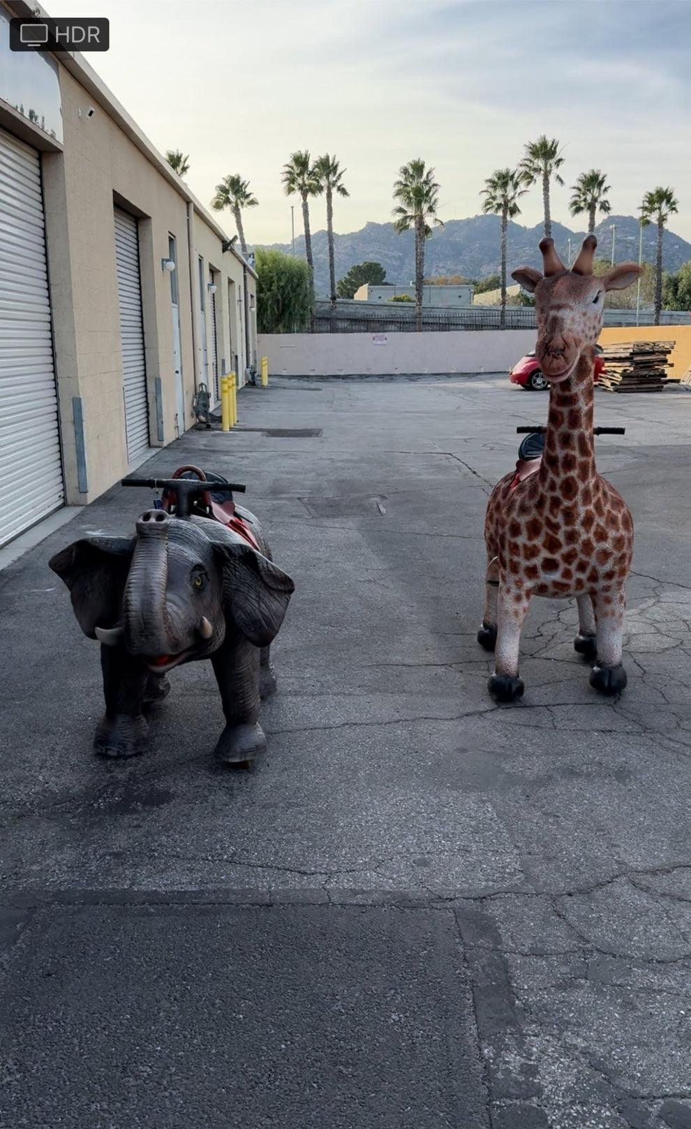 Giraffe Ride Machine Giraffe Ride – Custom Prop Rentals