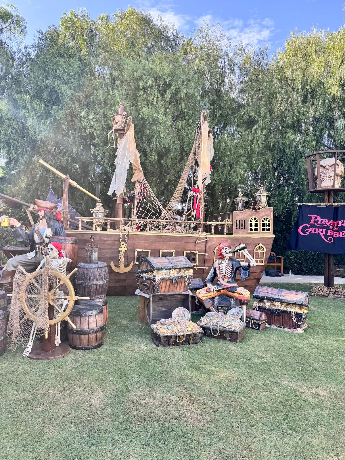 Grand Pirate Ship - Custom Prop Rentals