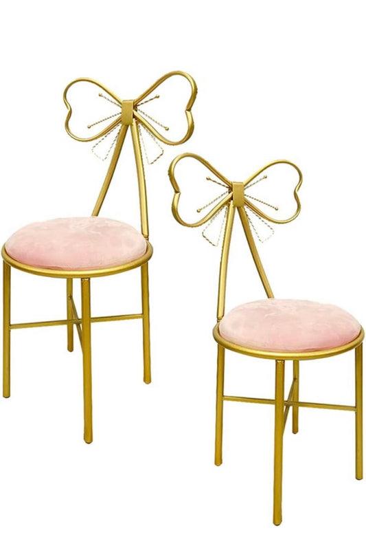 Kids Bow Chair Pink - Custom Prop Rentals