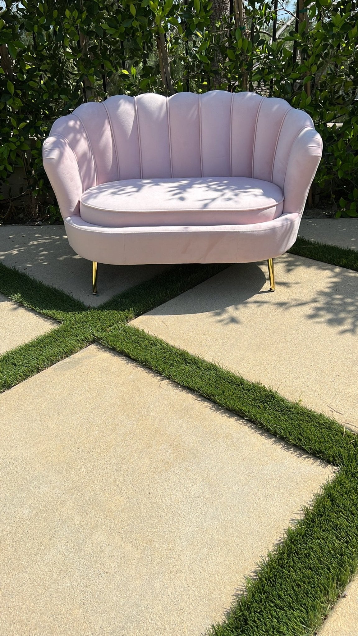 Kids Couch Pink - Custom Prop Rentals