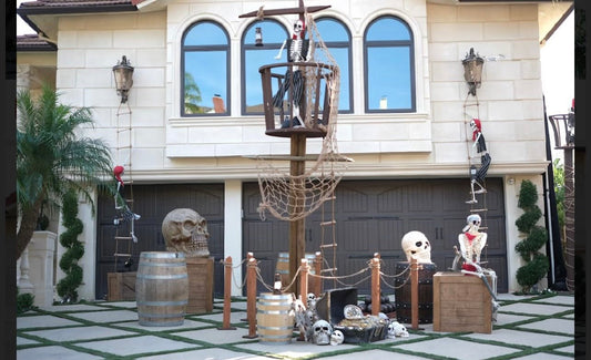 Large Lookout Post - Custom Prop Rentals