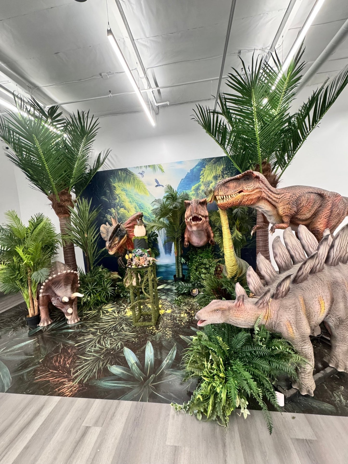 Palm Tree 12ft - Custom Prop Rentals