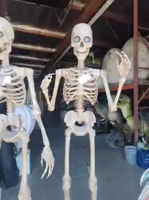 Skeleton Standing 8ft Animated
