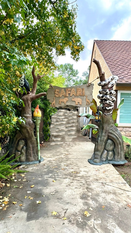 Safari Entrance Gate - Custom Prop Rentals