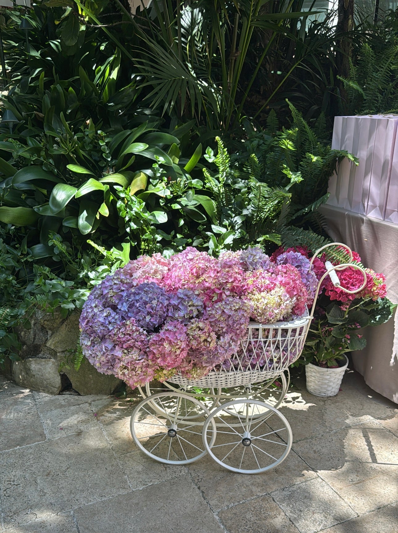 Stroller - Custom Prop Rentals