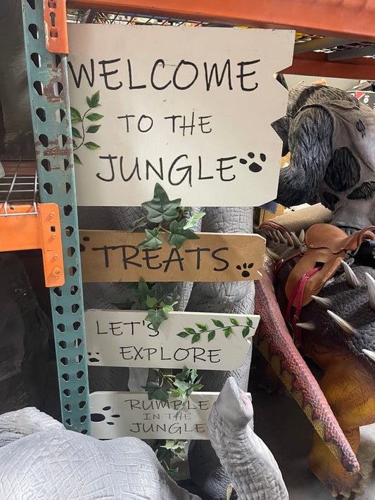 Welcome To The Jungle Sign - Custom Prop Rentals