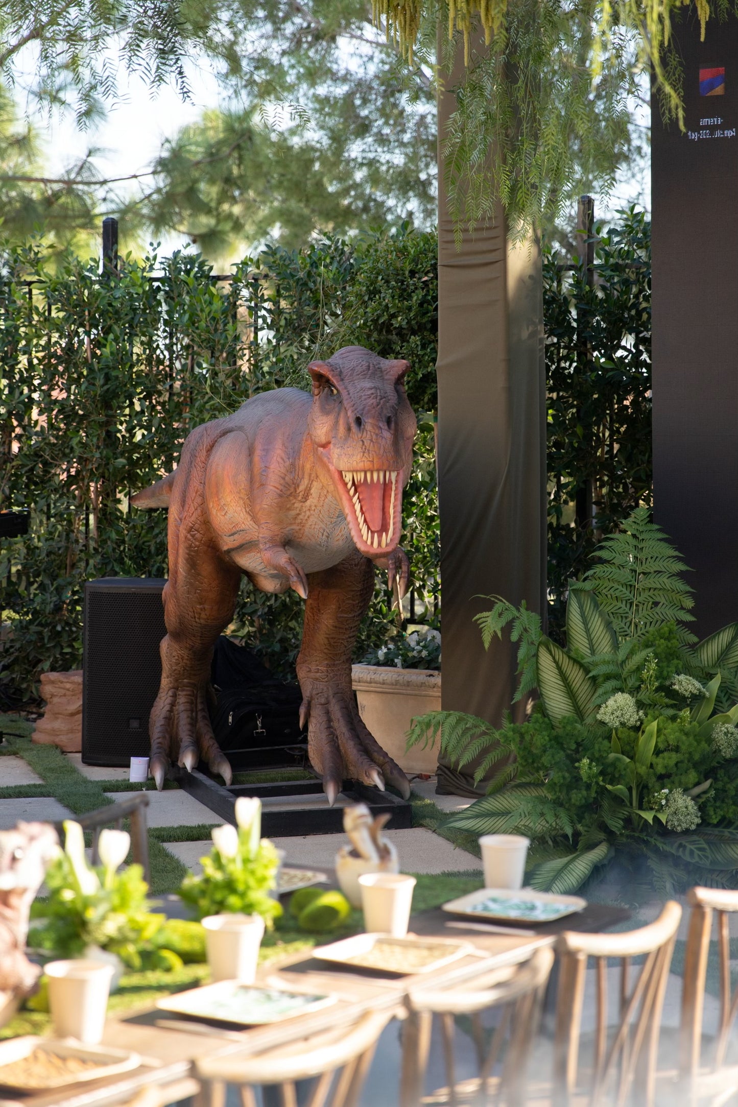 Animated T-Rex Rexy