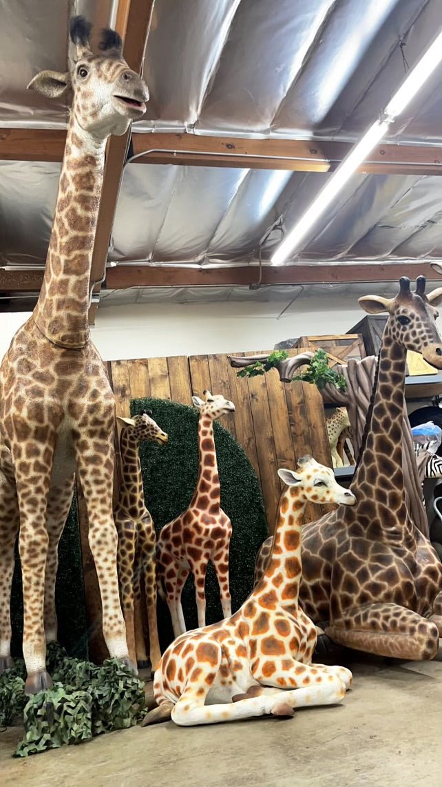 Animated Giraffe - Custom Prop Rentals