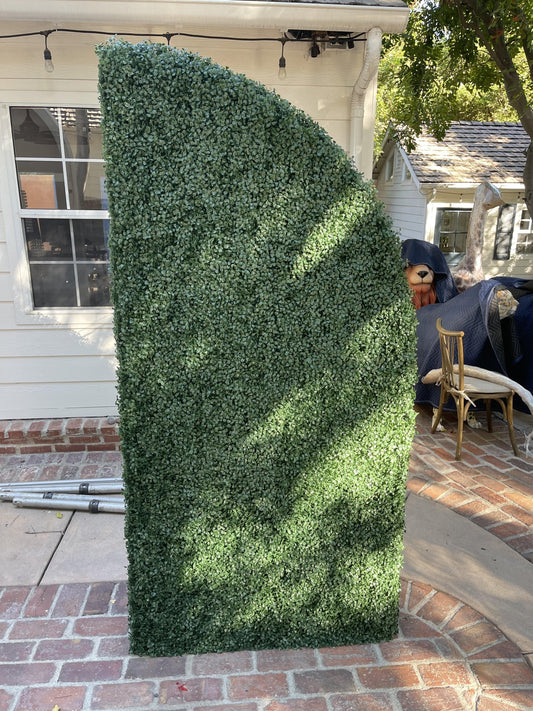 Backdrop Green Hedge Right - Custom Prop Rentals