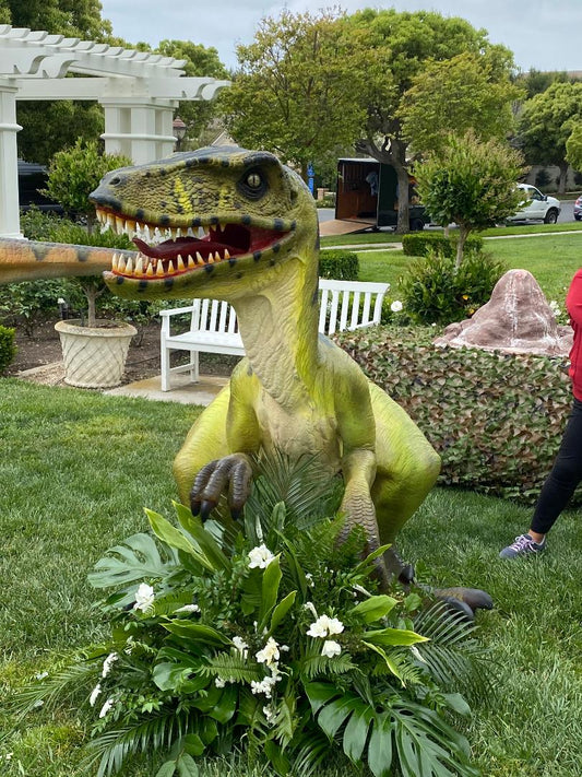 Dromarosaurus Dinosaur - Custom Prop Rentals