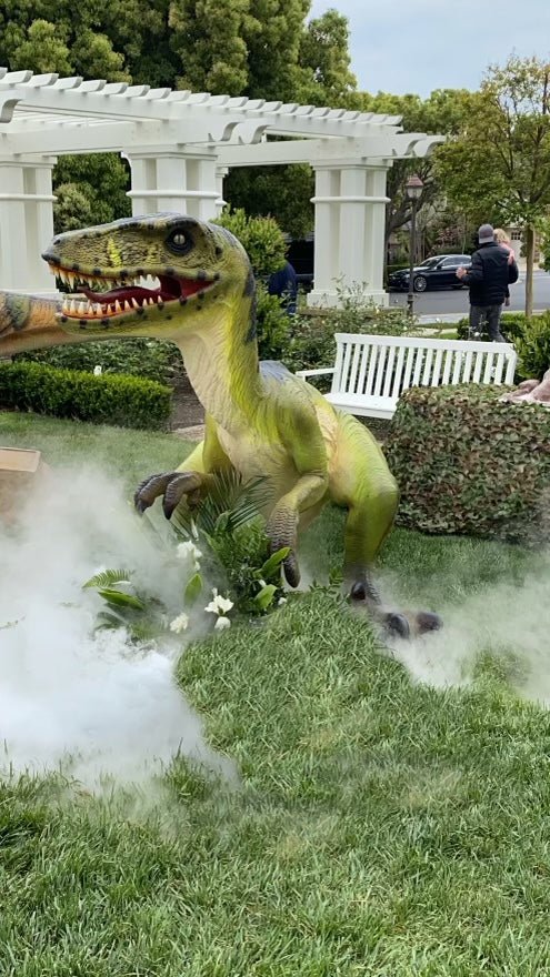 Dromarosaurus Dinosaur - Custom Prop Rentals
