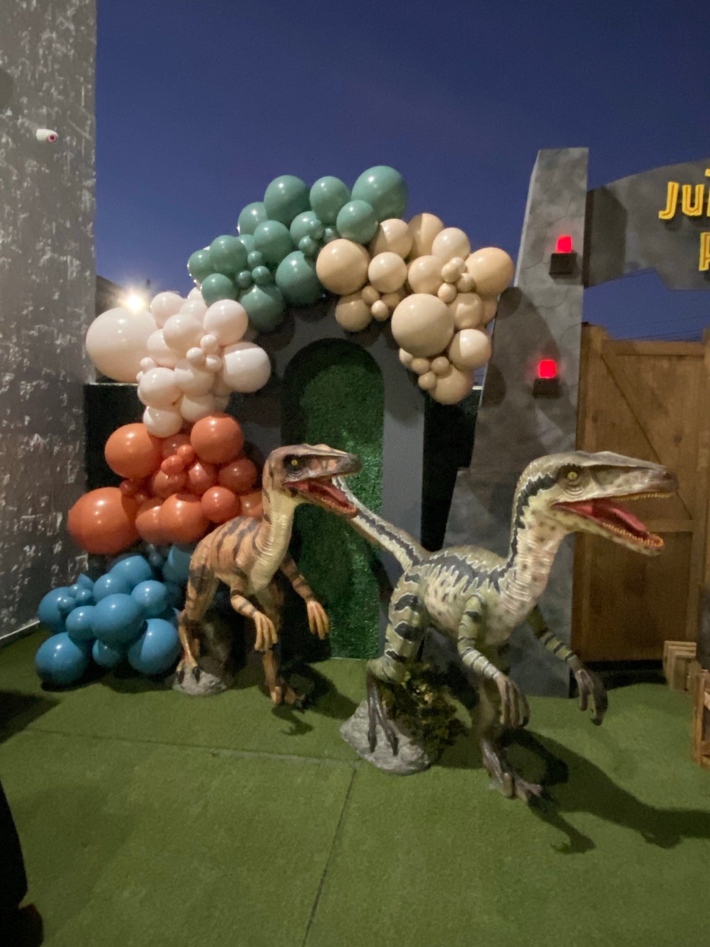 Jurassic Park Gate W/ Doors - Custom Prop Rentals