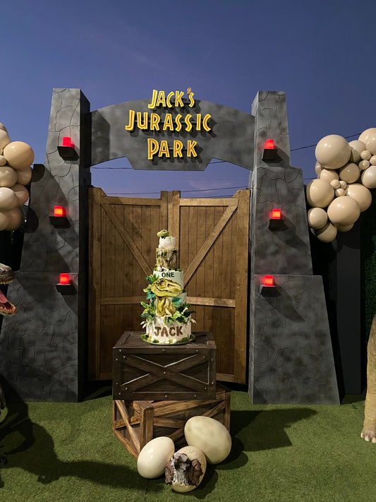 Jurassic Park Gate W/ Doors - Custom Prop Rentals