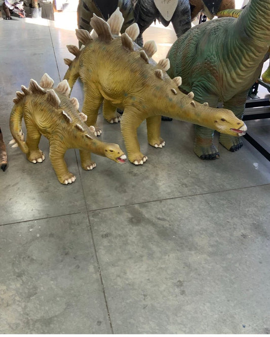 Stegosaurus Small - Custom Prop Rentals